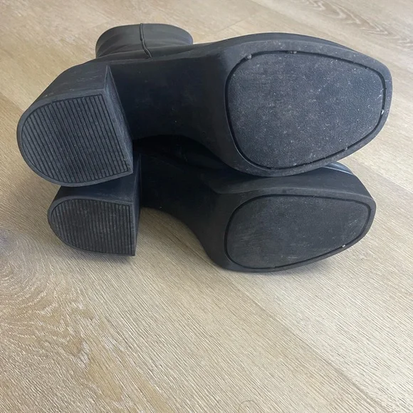 Steve Madden Square Toe platform y2k boots - Picture 3 of 5